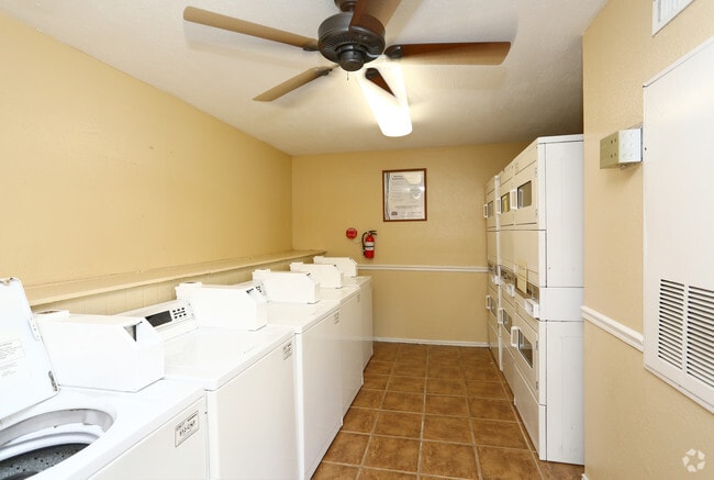 Laundry Room - Bridge at Sterling Springs