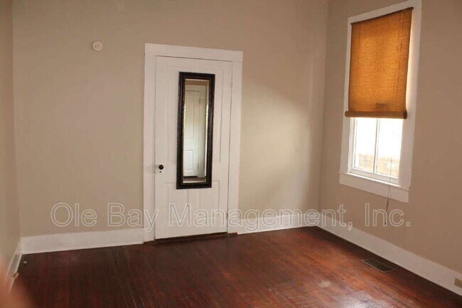 Building Photo - 1502 Church St