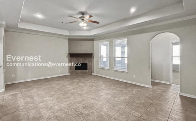 Building Photo - 6214 Oxford Lake Dr