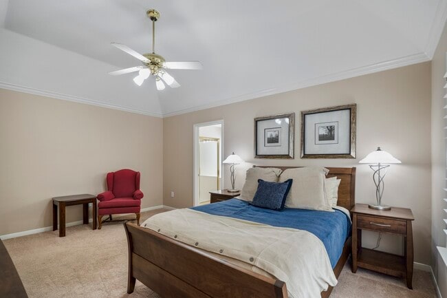 Building Photo - 9631 Bavaria Dr