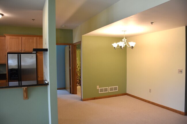 Building Photo - 13360 Fond du Lac Ave