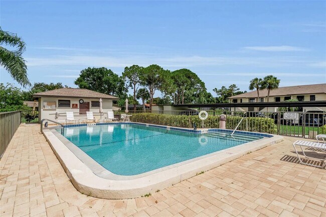 Building Photo - 4644 Longwater Chase