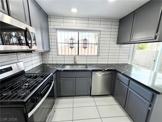 Building Photo - 4580 Allenford Dr