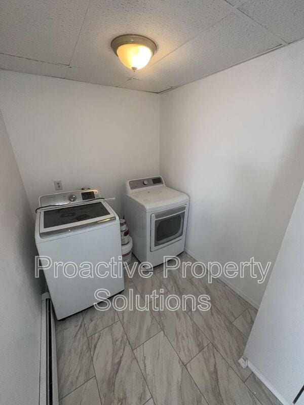 Building Photo - 415-417 17th Ave