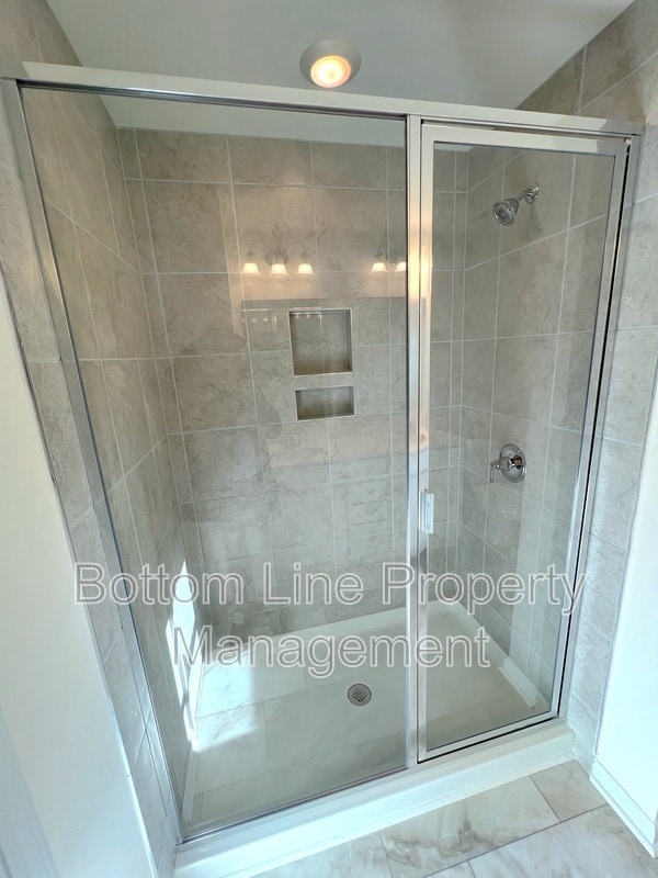 Building Photo - 3661 Secrest Lndg