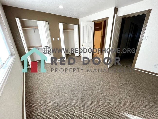 Building Photo - 1500 5th St NW