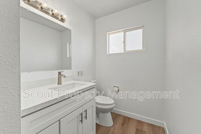 Building Photo - 230 W Whittier Ave