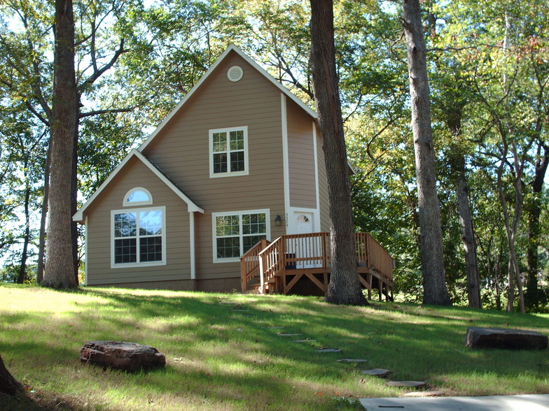 Cottage - Moonlight Cottages, Duplex and Townhomes