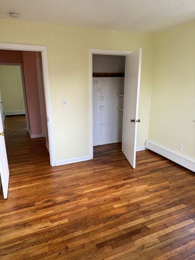 Building Photo - 71 Virgil St