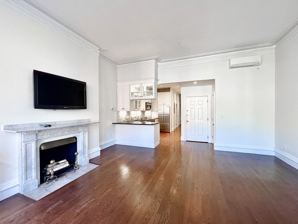 Building Photo - 177 Beacon St