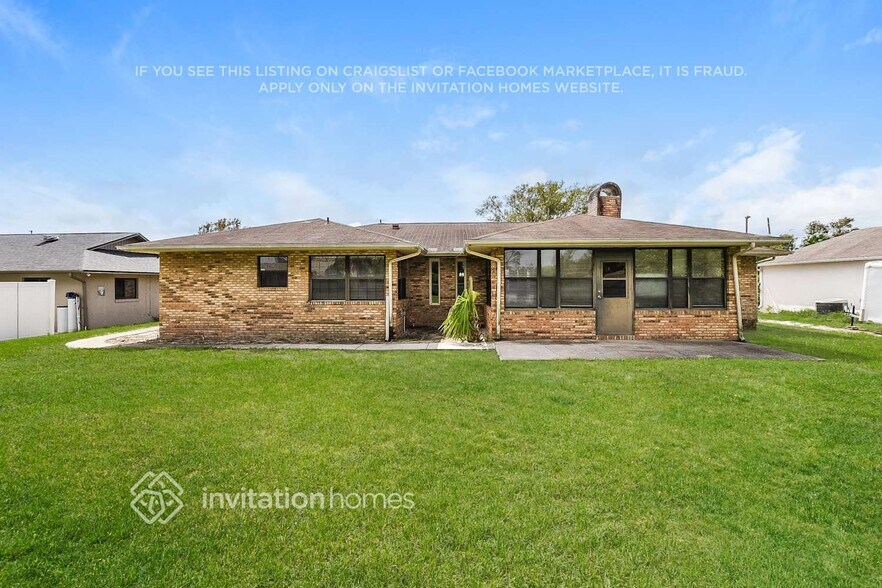 Building Photo - 644 Vicksburg St