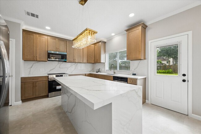 Building Photo - 1306 Hunter Wood Dr