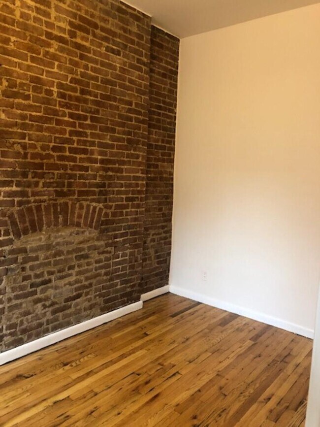 Building Photo - 1 bedroom in NEW YORK NY 10023