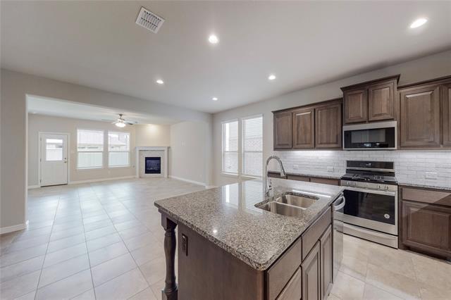 Building Photo - 2409 Mockingbird Ct
