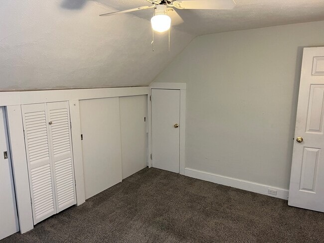 Building Photo - 658 Old West Central St