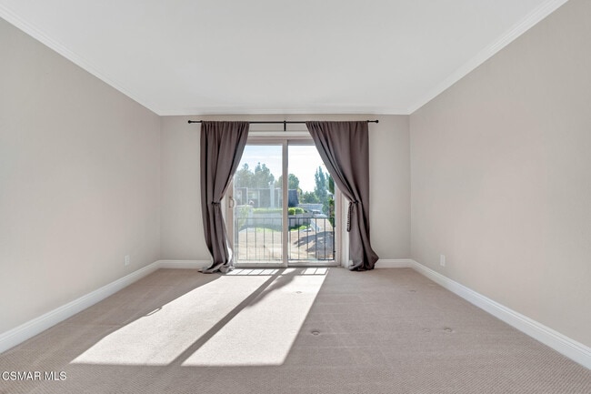 Building Photo - 2995 Dogwood Cir