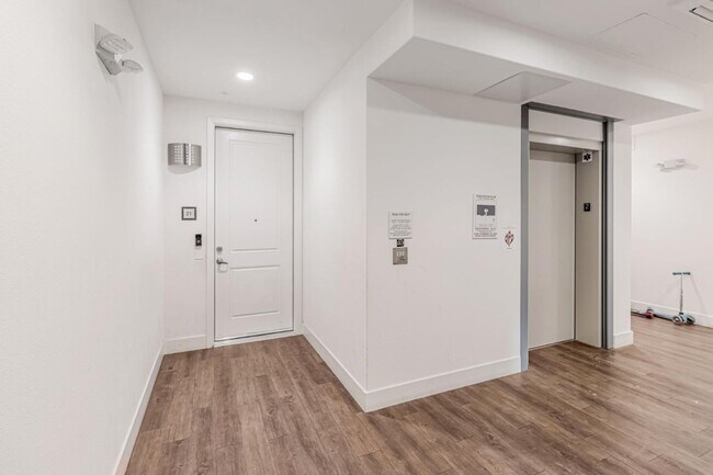 Building Photo - 380 Riesling Ave