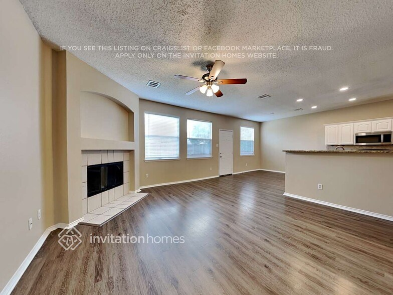 Building Photo - 1304 White Dove Ln