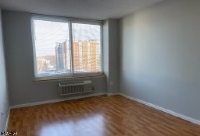 Building Photo - 100 Old Palisade Rd