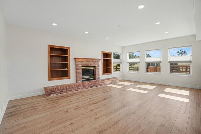 Building Photo - Backs to Open Space | Over 4,000 Sq Ft | Updated Kitchen + Solar