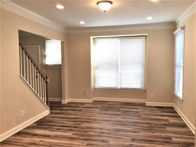 Building Photo - 8401 Forest Shadow Cir