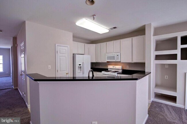 Building Photo - 20261 Owings Terrace