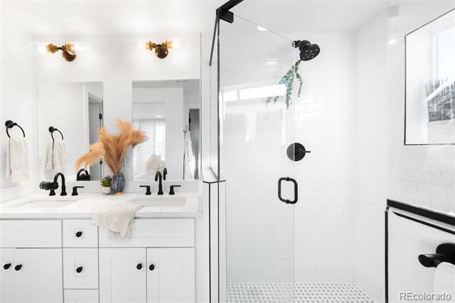 Building Photo - 3830 W 13th Ave