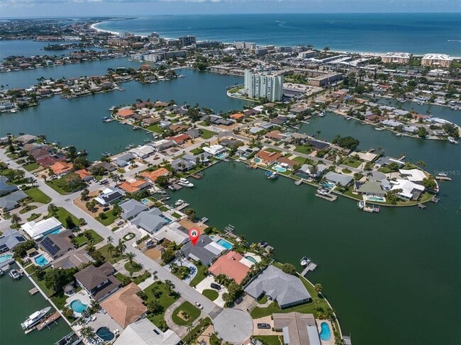 Building Photo - 6440 3rd Palm Point