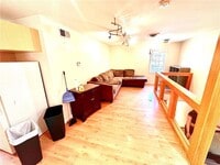 Building Photo - 42 Broadway