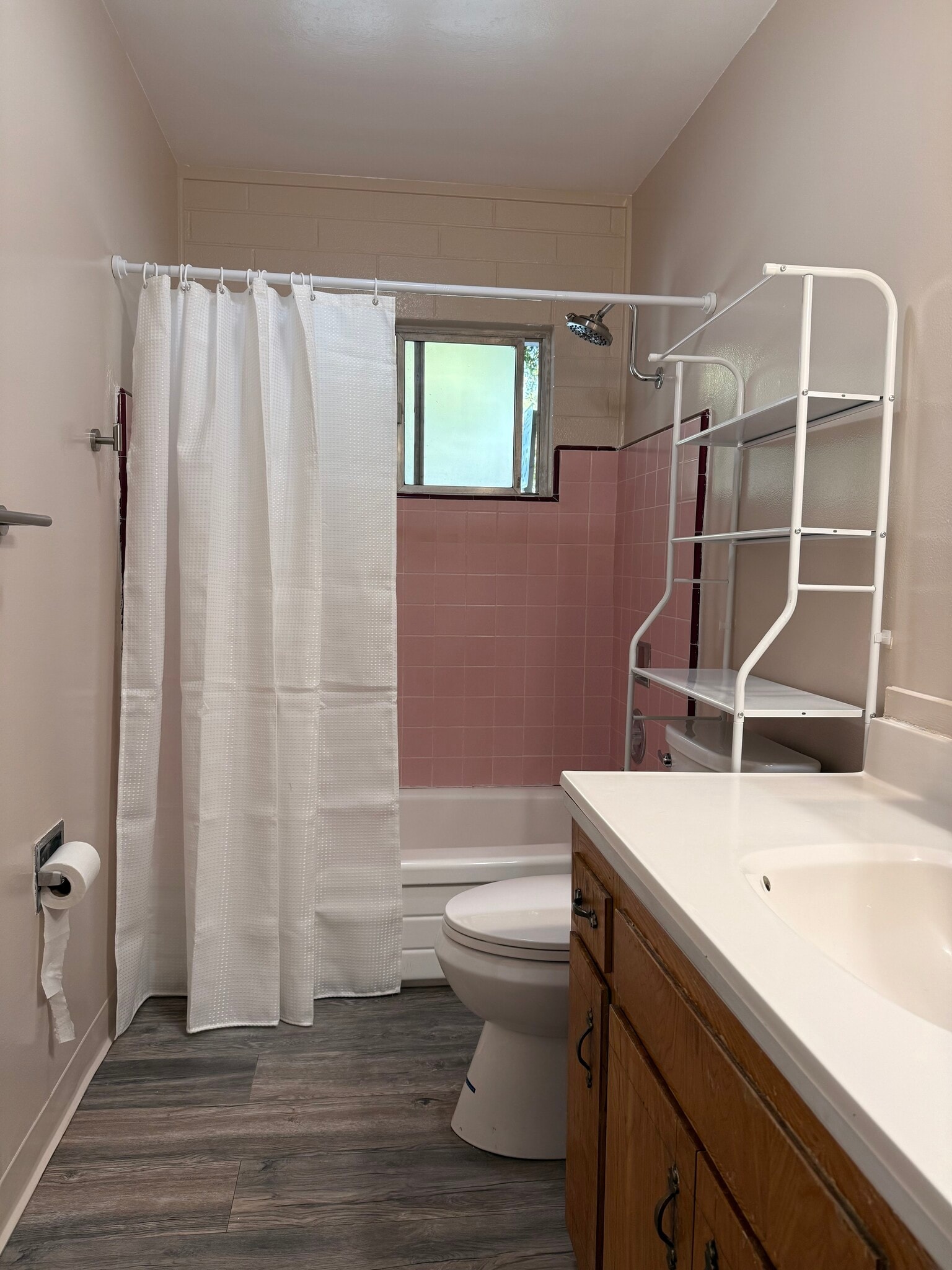 Building Photo - 1332 Thompson Ave