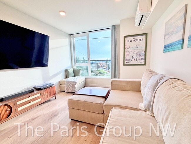 Building Photo - Gorgeous 2021 Fremont/Wallingford 3BR Overlooking Downtown, Mt Rainier & SLU, Garage w/EV Chgr, W...