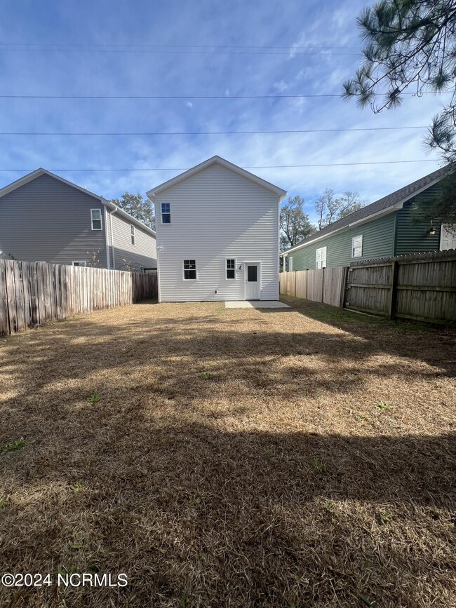 Building Photo - 1009 N 11th St