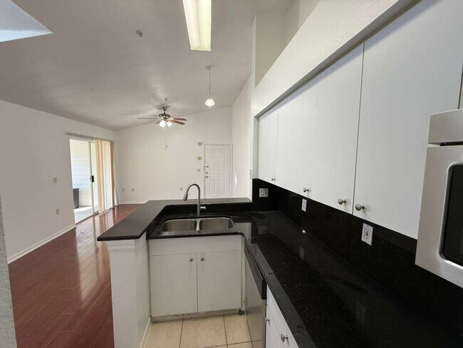 Building Photo - 5117 City St