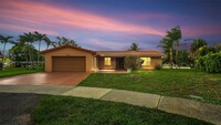 Building Photo - 7357 Sabal Dr