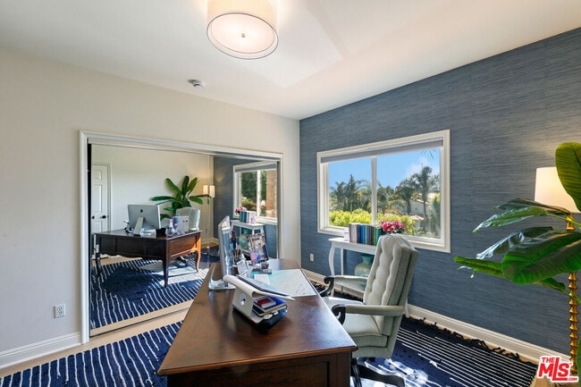 Building Photo - 28905 W Beach Ln