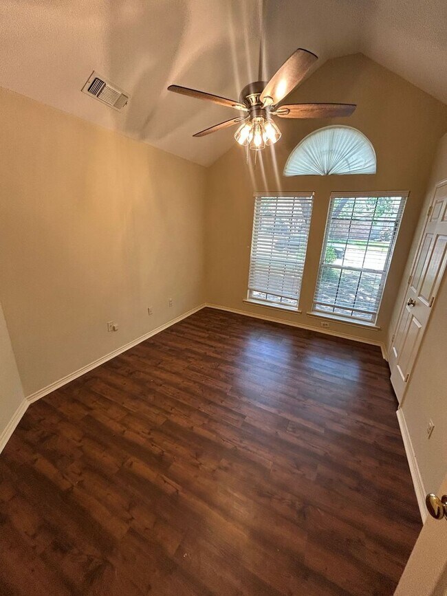 Building Photo - Location....Location....Location....