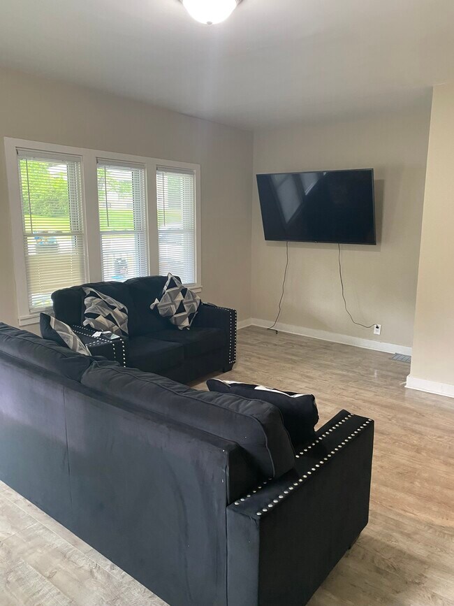 Building Photo - 68 W. University St., Alfred NY 14802