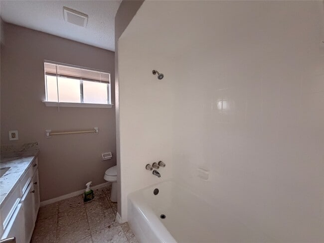 Building Photo - 13015 Shady Knoll Ln