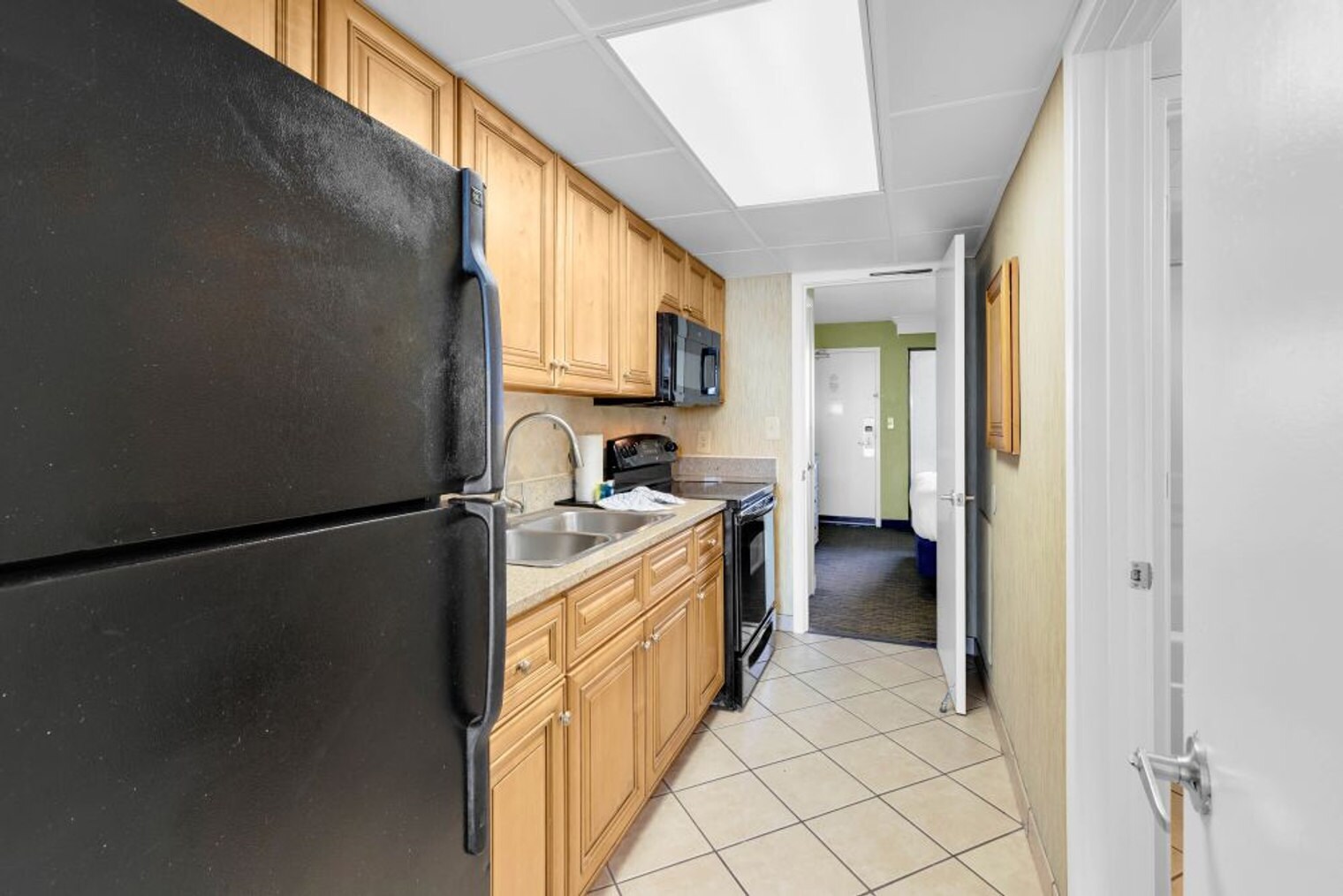Building Photo - 4084 Long Ave Ext
