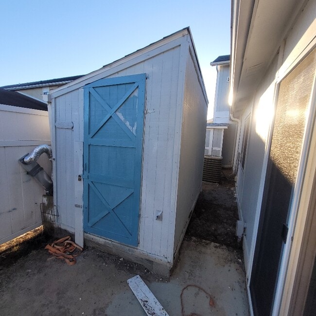 Building Photo - 1421 Turkey Ridge Rd