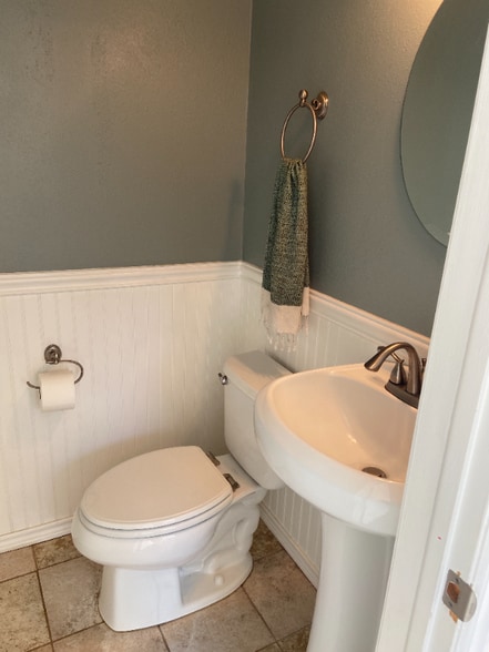 Building Photo - 1173 S Monaco St Pkwy