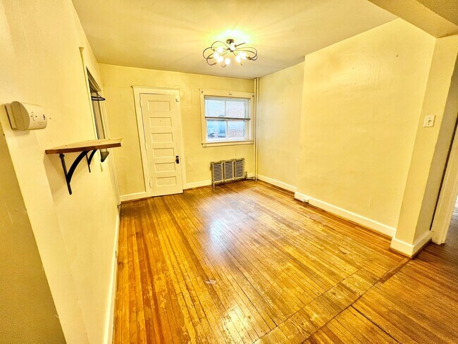 IMG_4777 - Cross Apartments