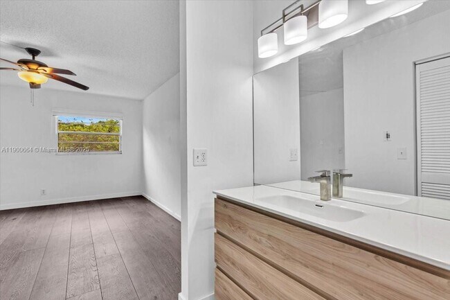 Building Photo - 12501 SW 14th St