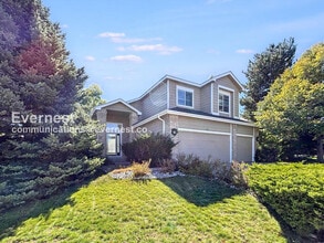 Building Photo - 8956 Goosander Way