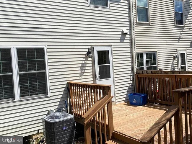 Building Photo - 13669 Barren Springs Ct