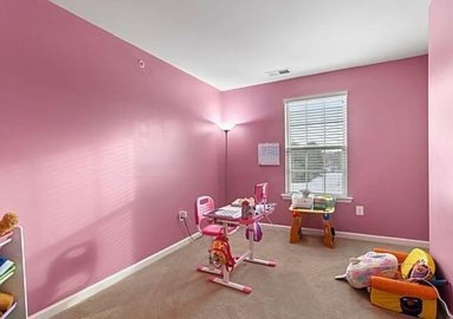 Building Photo - Gorgeous 4BR/2.5BA located in Warrington! Available NOW!