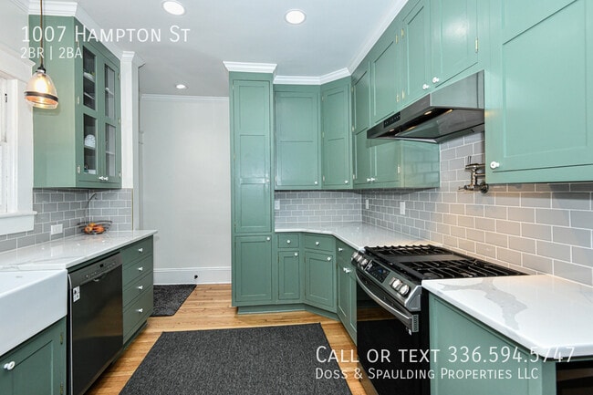 Building Photo - 1007 Hampton St