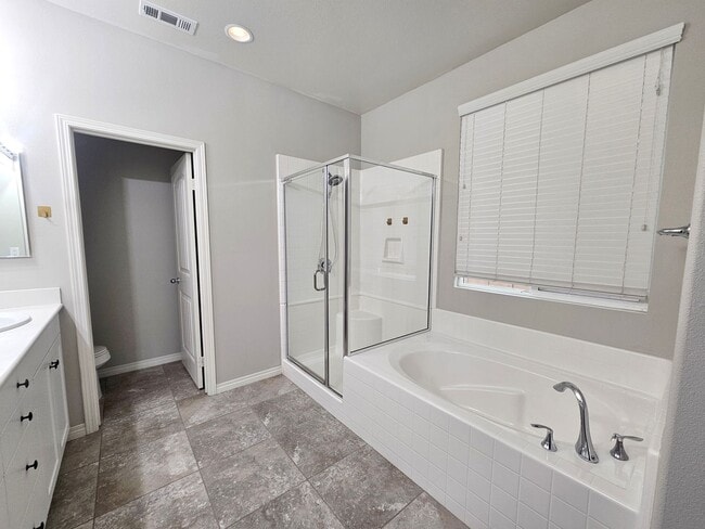 Building Photo - Beautiful house 3 bed/2 bath in Winchester