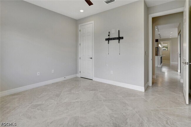 Building Photo - 11752 Bowes Cir