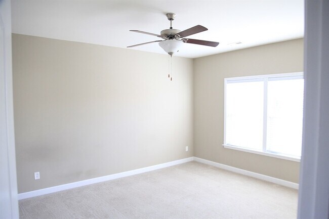 Building Photo - Perfect 4bd/2.5bth home in desirable Millbridge community